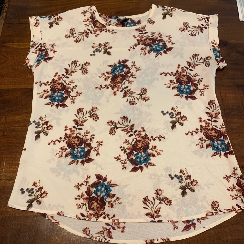 Rue 21 Floral Blouse